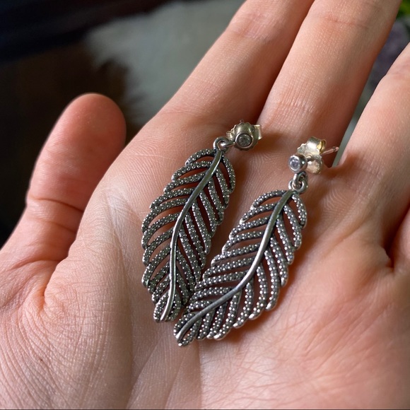 Pandora feather earrings new arrivals
